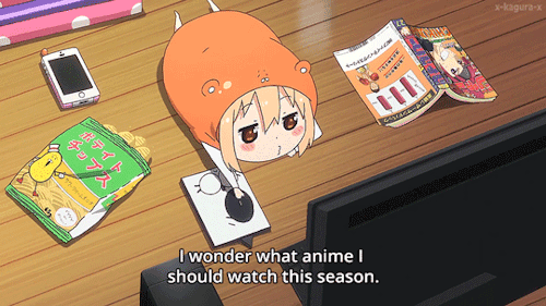 Umaru-chan choosing animes to watch